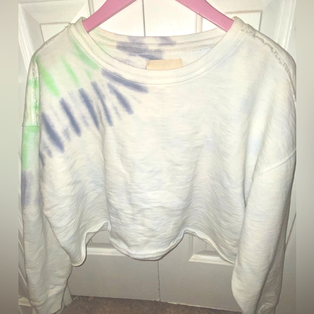 New, worn once. Lucky Brand crop boxy top sweatshirt tie died size S